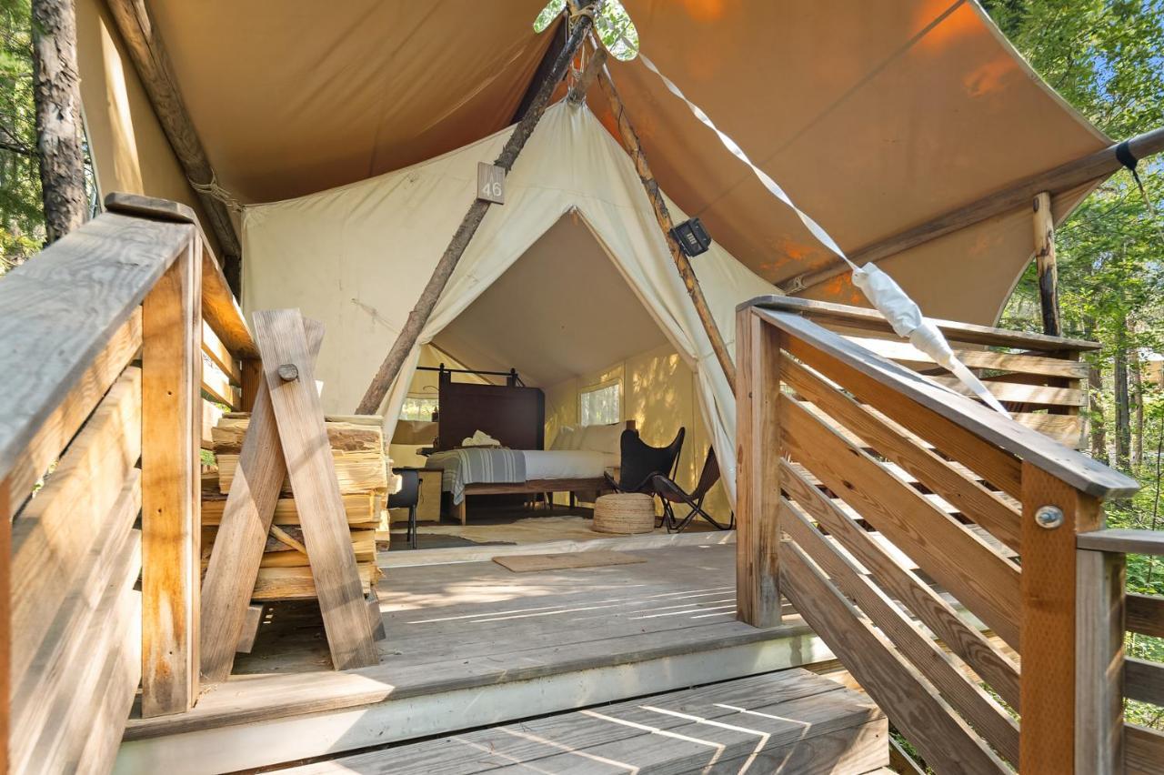 Under Canvas Glacier Coram Exterior photo