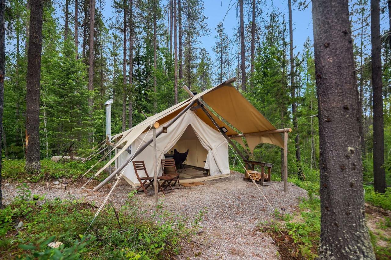 Under Canvas Glacier Coram Exterior photo